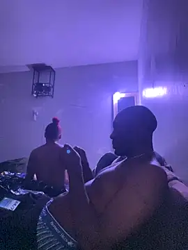 DiabloDicc74 online show from October 2025 06:01:01 AM