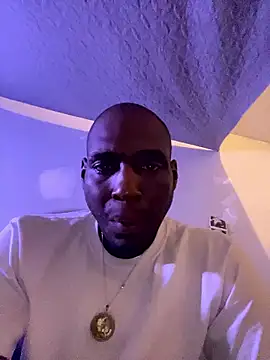 DiabloDicc74 online show from October 2025 03:49:02 AM