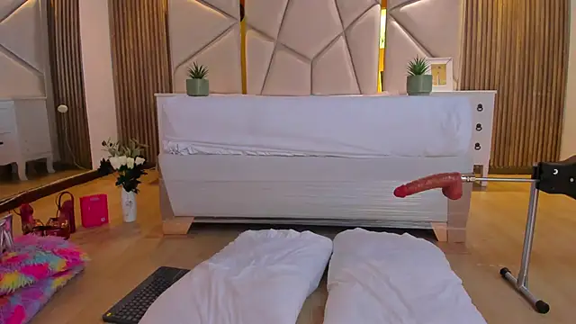 SweetKata  online show from March 2026 07:37:02 PM