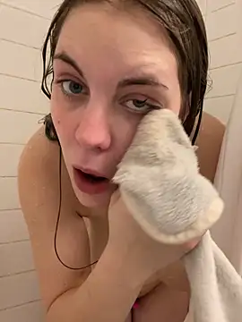 Snapshot of elliepixie chatting on February 2026 05:27:02 AM elliepixie online show from February 2026 05:27:02 AM