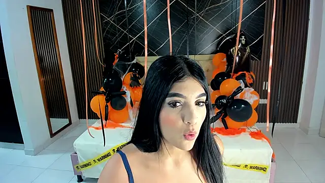 Snapshot of Milu_17 chatting on November 2025 11:03:01 AM Milu 17 online show from November 2025 11:03:01 AM