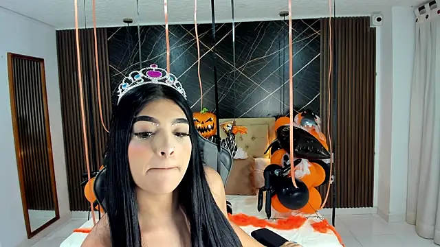 Snapshot of Milu_17 chatting on October 2025 11:07:01 AM Milu 17 online show from October 2025 11:07:01 AM