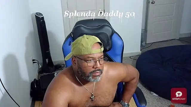 Snapshot of SplendaDaddy50 chatting on October 2025 11:20:01 AM SplendaDaddy50 online show from October 2025 11:20:01 AM