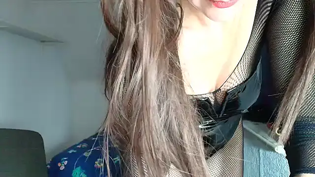 Aromaloveqq online show from March 2026 04:45:01 PM