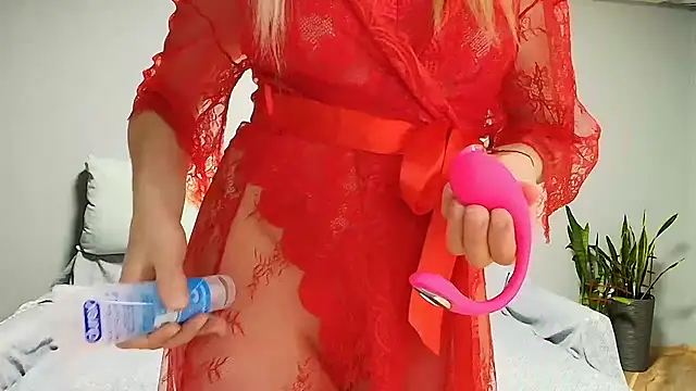 Aromaloveqq online show from July 2026 12:45:02 PM
