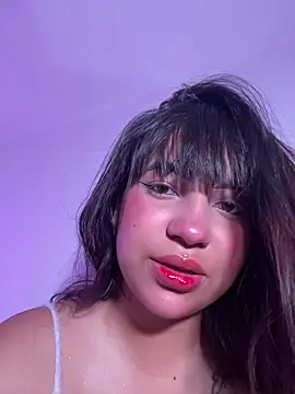 misschloe  online show from November 2025 03:04:01 PM