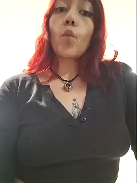 Snapshot of Eveelyn25_ chatting on October 2025 10:54:01 PM Eveelyn25  online show from October 2025 10:54:01 PM
