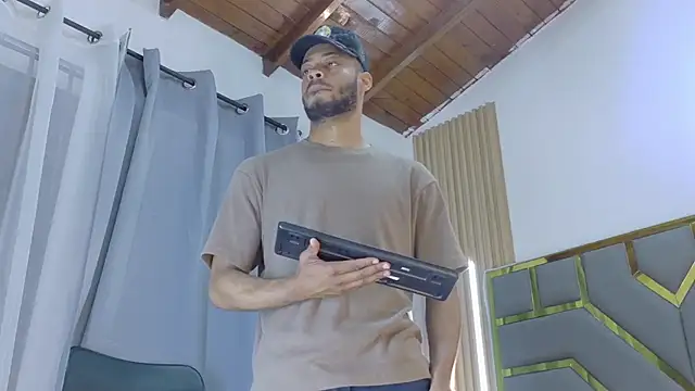 Neytanmalcon online show from February 2026 06:32:01 PM