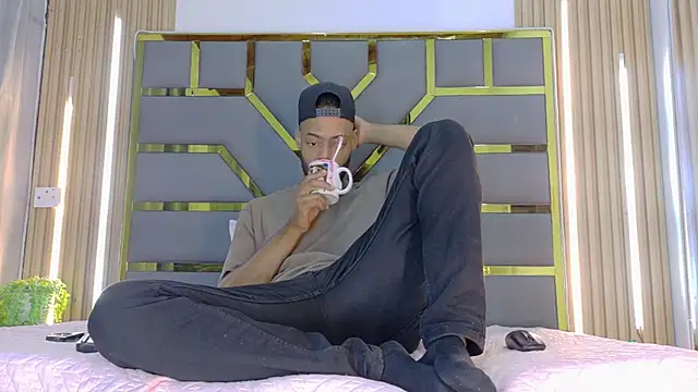 Neytanmalcon online show from February 2026 06:49:02 PM