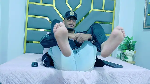 Neytanmalcon online show from November 2025 08:53:02 PM