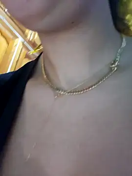 Sexy-girl online show from April 2026 11:35:01 AM