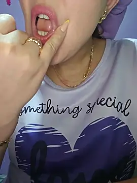 Sexy-girl online show from June 2026 11:04:02 PM