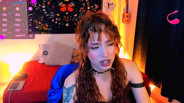 Snapshot of AdelineEsposito chatting on December 2025 05:32:02 AM AdelineEsposito online show from December 2025 05:32:02 AM