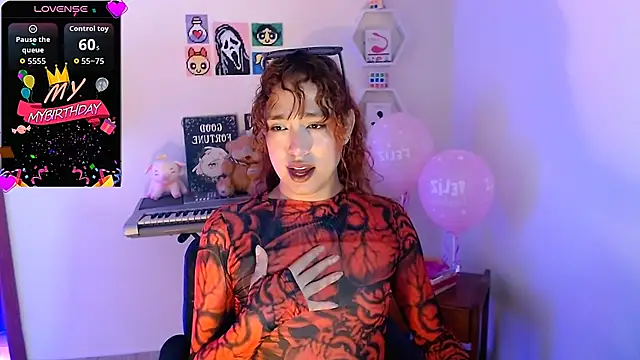 Snapshot of AdelineEsposito chatting on February 2026 03:35:02 AM AdelineEsposito online show from February 2026 03:35:02 AM