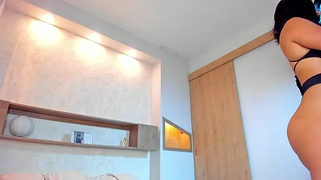 sophie duval online show from April 2026 02:47:02 PM