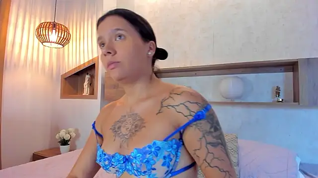 sophie duval online show from March 2026 01:17:02 AM