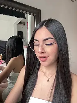 IslaCole online show from January 2026 06:36:02 PM