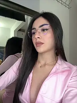 IslaCole online show from February 2026 11:11:01 PM