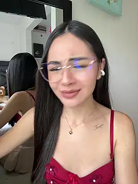 IslaCole online show from November 2025 08:56:02 PM