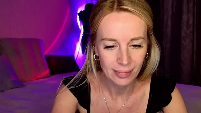 Kess-Edison online show from November 2025 05:46:02 PM