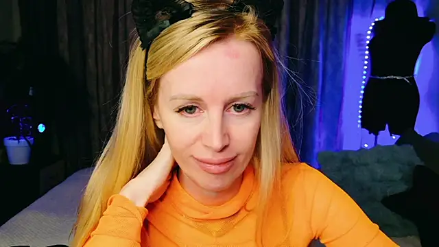 Kess-Edison online show from December 2025 03:43:01 PM