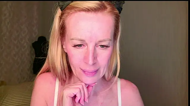 Kess-Edison online show from November 2025 07:30:01 PM