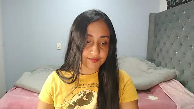 cute8smile online show from November 2025 10:57:01 PM