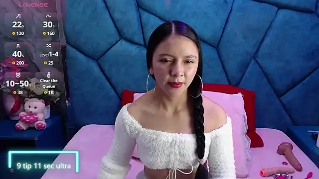 JulietaDiamond online show from February 2026 03:07:02 AM