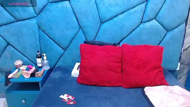 JulietaDiamond online show from May 2026 02:59:01 AM