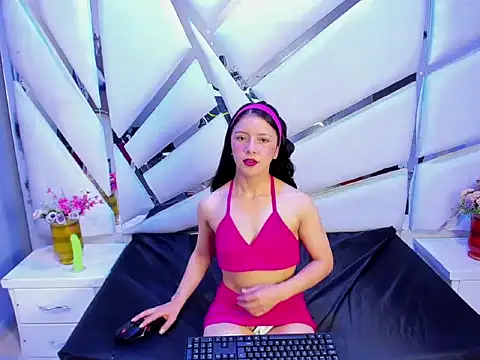 JulietaDiamond online show from November 2025 07:18:01 PM