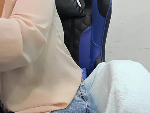 Snapshot of agata18_ chatting on March 2026 12:09:02 PM agata18 online show from March 2026 12:09:02 PM