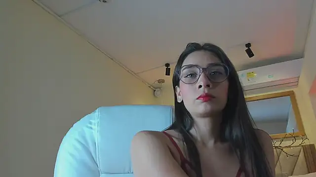 NahimiThompson online show from March 2026 07:37:02 PM