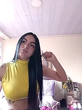 Snapshot of Nuvi_jonhs chatting on October 2025 09:03:01 PM Nuvi jonhs online show from October 2025 09:03:01 PM