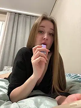 Angel hotyy online show from February 2026 07:44:02 PM