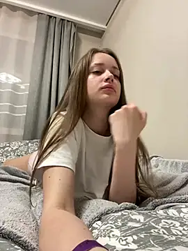 Angel hotyy online show from May 2026 10:04:01 PM
