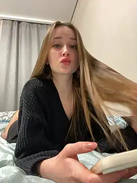 Angel hotyy online show from February 2026 09:02:02 PM