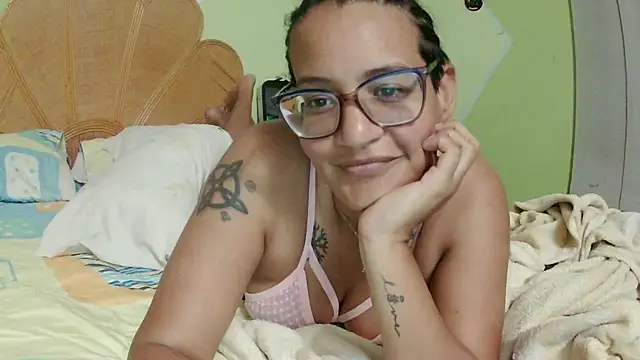 Destrukturada online show from February 2026 03:35:02 AM