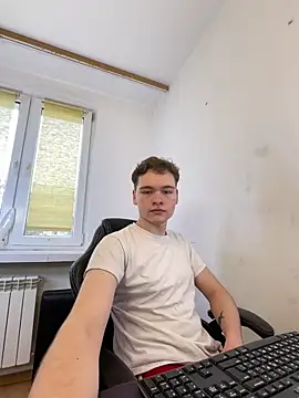 danielxfun online show from December 2025 11:12:02 AM