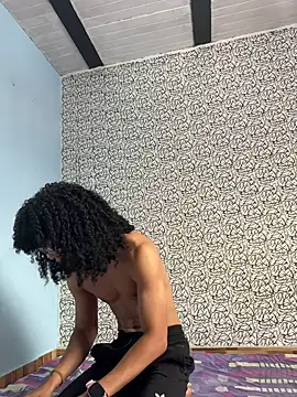 Snapshot of Ethan_troya chatting on October 2025 12:17:01 PM Ethan troya online show from October 2025 12:17:01 PM