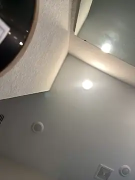 Jamall27 online show from November 2025 01:04:02 PM