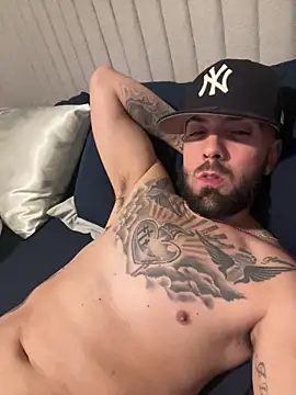 Jamall27 online show from February 2026 02:33:01 PM