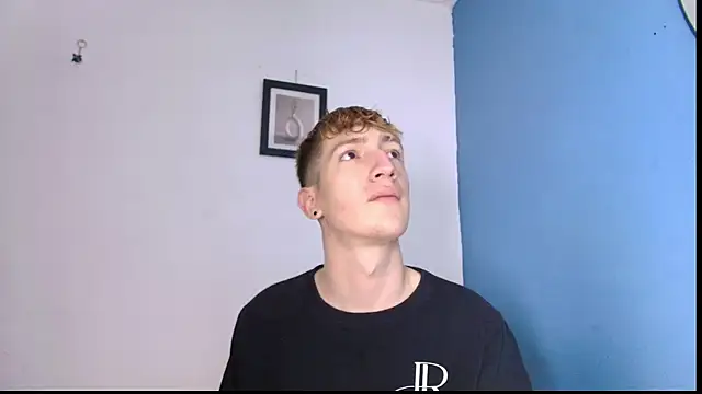 Erick Taylor3 online show from April 2026 06:43:01 PM