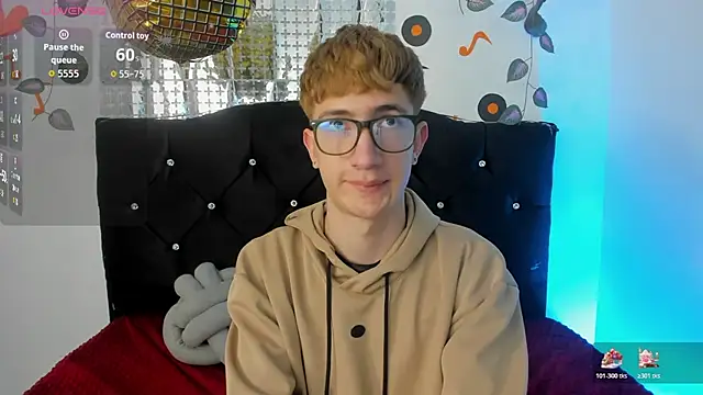 Erick Taylor3 online show from November 2025 06:01:01 PM