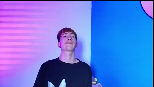 Erick Taylor3 online show from February 2026 08:27:02 PM