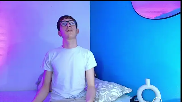 Erick Taylor3 online show from February 2026 08:51:01 PM