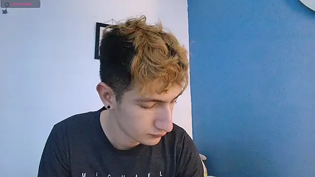 Snapshot of Erick_Taylor3 chatting on June 2026 08:37:02 PM Erick Taylor3 online show from June 2026 08:37:02 PM