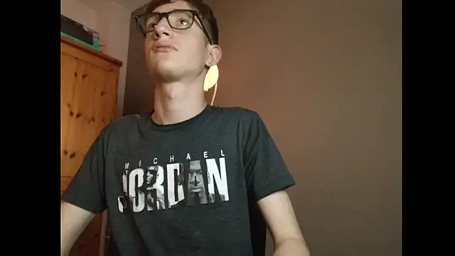 Erick Taylor3 online show from December 2025 08:04:02 PM