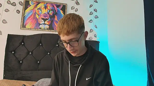 Erick Taylor3 online show from December 2025 05:58:01 PM