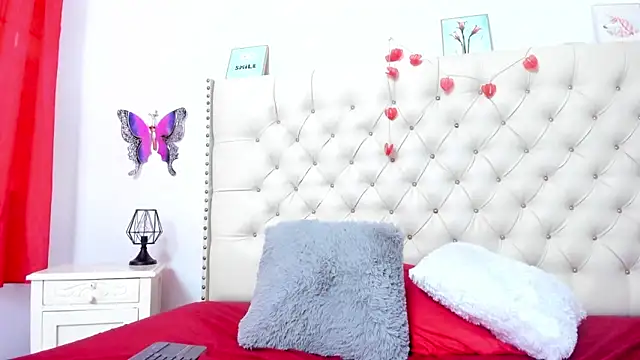 celena wonder online show from November 2025 07:25:01 PM