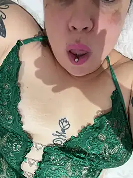 Rheetnena1 online show from March 2026 11:21:02 PM